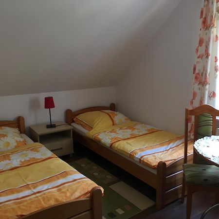 Villa Aurelia Pokoje Goscinne I Domki Letniskowe Mielenko Zewnętrze zdjęcie