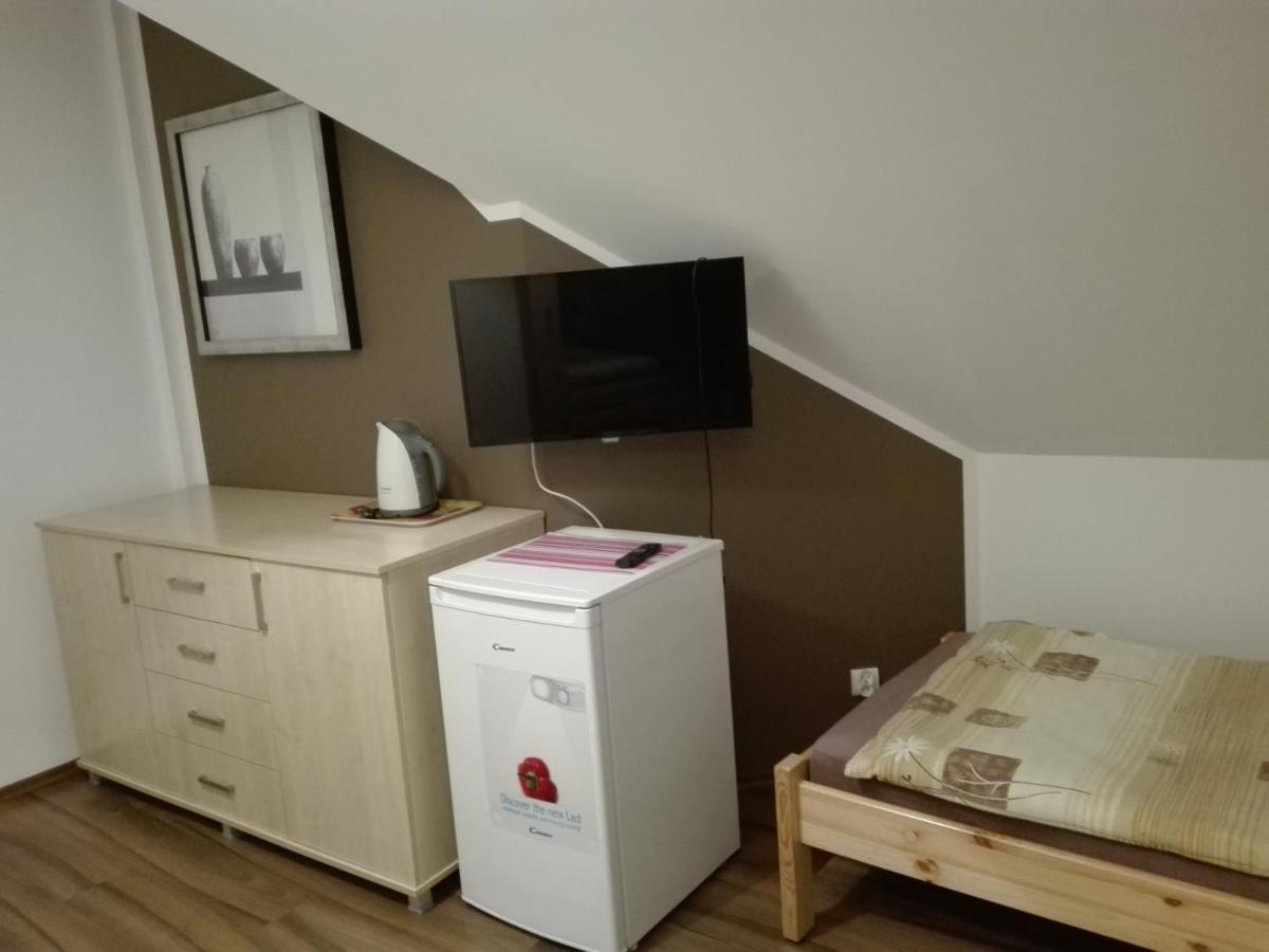 Villa Aurelia Pokoje Goscinne I Domki Letniskowe Mielenko Zewnętrze zdjęcie
