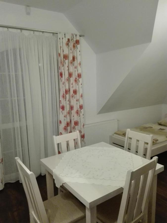 Villa Aurelia Pokoje Goscinne I Domki Letniskowe Mielenko Zewnętrze zdjęcie