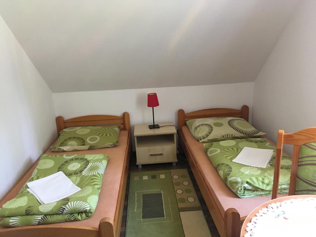 Villa Aurelia Pokoje Goscinne I Domki Letniskowe Mielenko Zewnętrze zdjęcie