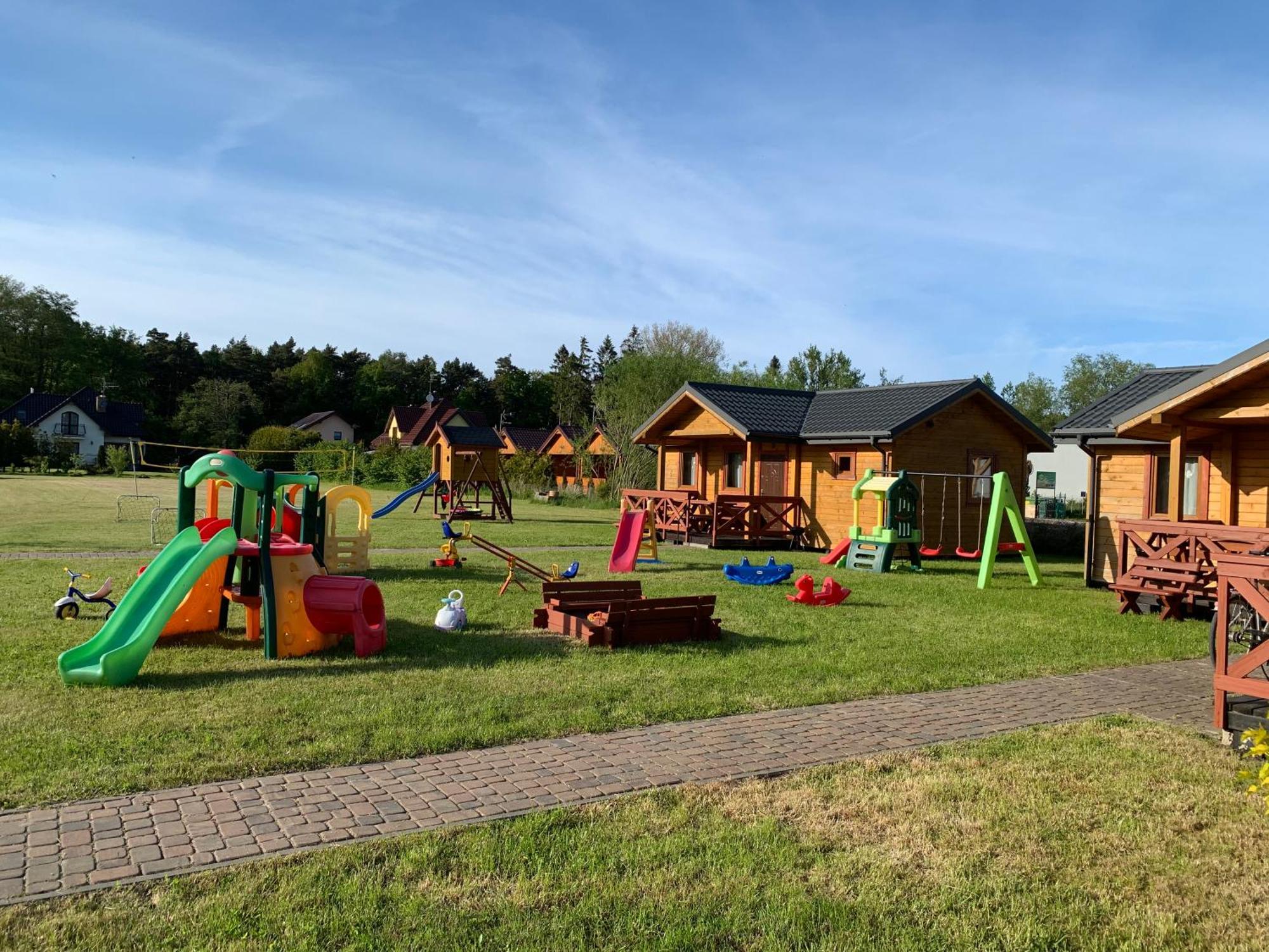 Villa Aurelia Pokoje Goscinne I Domki Letniskowe Mielenko Zewnętrze zdjęcie